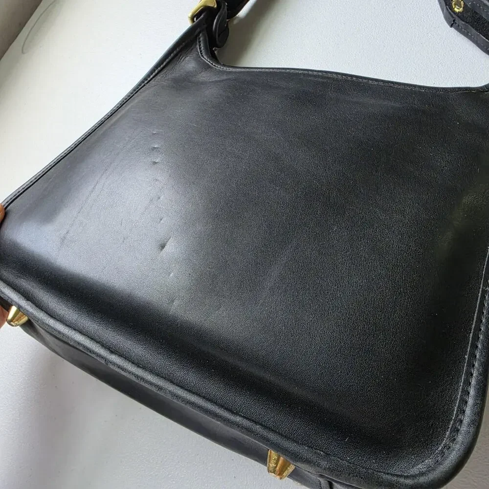 Vintage Coach Legacy Zip Shoulder Bag Black Leather Gold Hardware